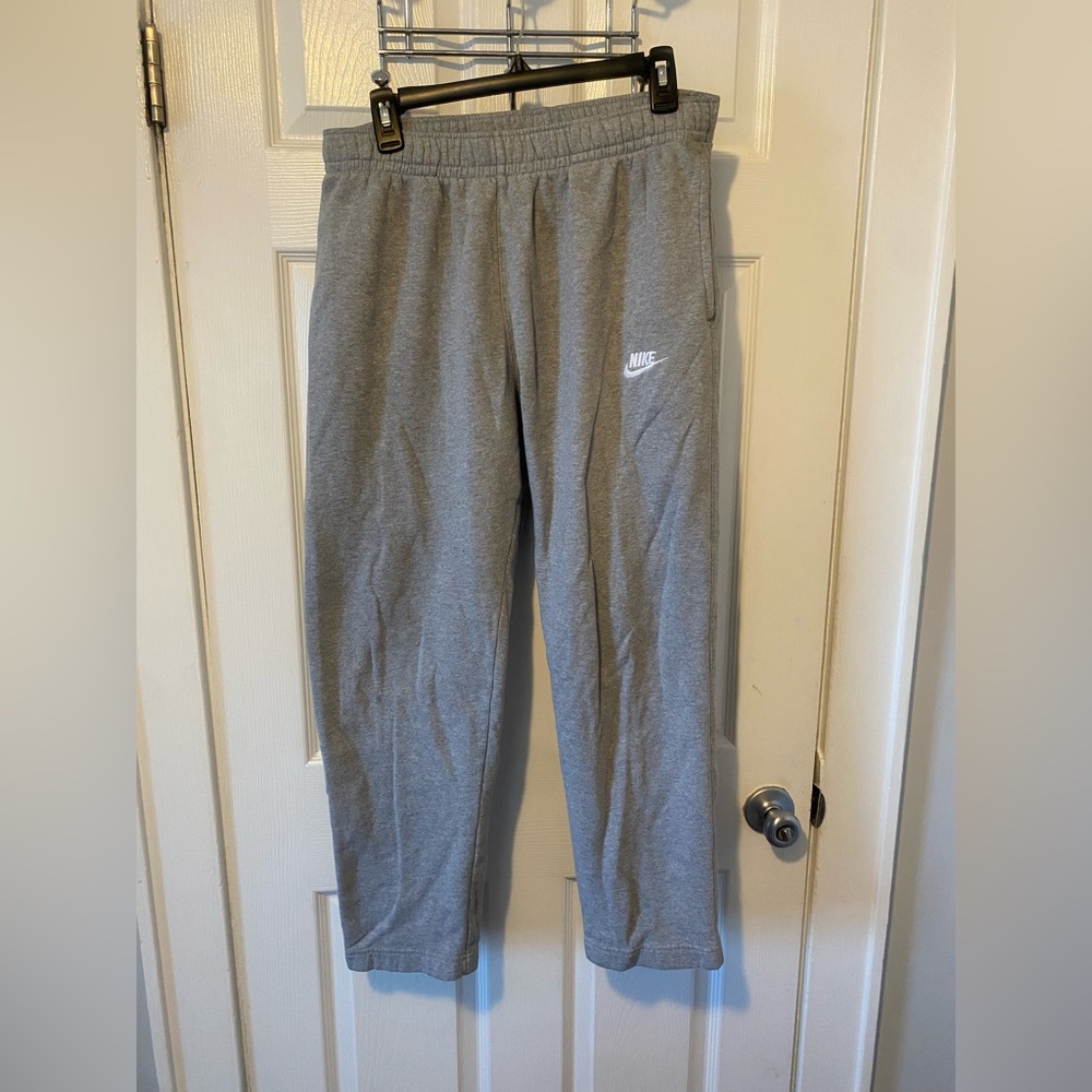 Grey Nike sweat pants